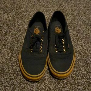 Black/Rubber Vans Authentic